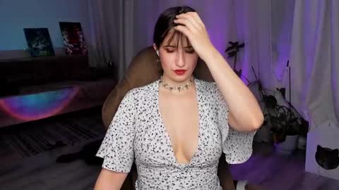 Snapshot of annalluring chatting on 02.21.25 annalluring online show from 02.21.25