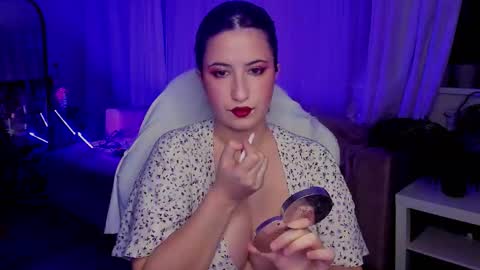 Snapshot of annalluring chatting on 09.30.25 annalluring online show from 09.30.25