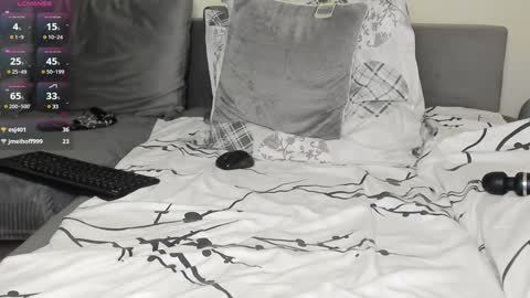 Snapshot of annalucia2 chatting on 12.03.24 lucia online show from 12.03.24