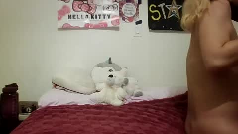 Snapshot of annamarrie777 chatting on 09.14.25 AnnaMarrie online show from 09.14.25