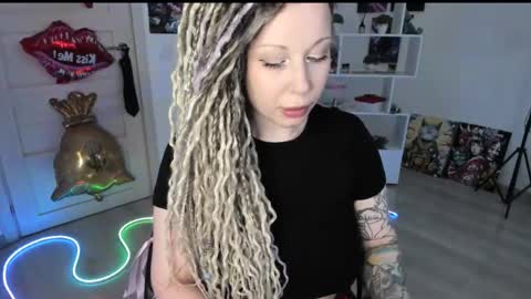 Anna online show from 05.20.26