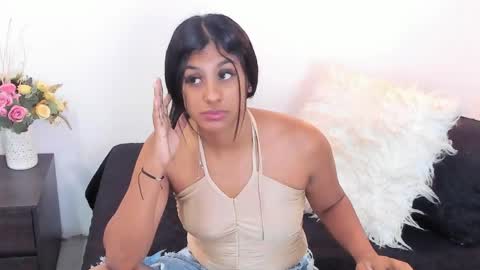 Anna Rosse online show from 04.27.26