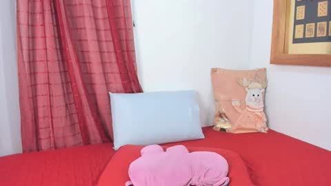 Snapshot of annavalente_ chatting on 12.05.25 anna online show from 12.05.25