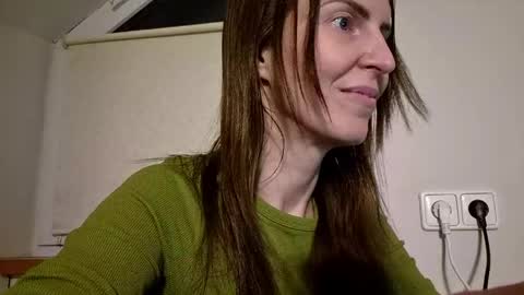 Anna online show from 04.30.26
