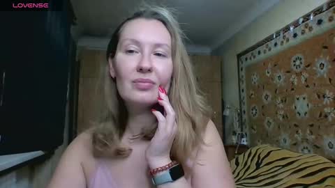 AnnaXLovers online show from 11.06.25