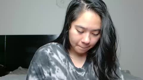 Snapshot of annaxnasty chatting on 10.17.25 Anna online show from 10.17.25