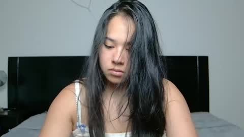 Anna online show from 04.10.26