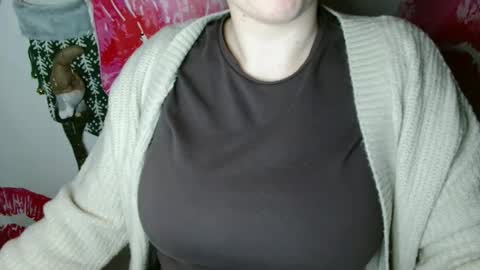 Bella online show from 11.27.25