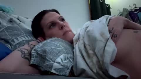 Snapshot of anne12369 chatting on 11.20.25 anne online show from 11.20.25