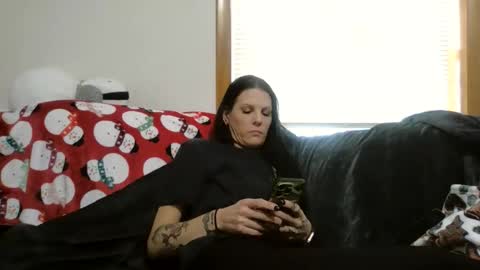 Snapshot of anne12369 chatting on 12.02.25 anne online show from 12.02.25