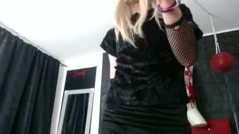 Anne online show from 10.30.25