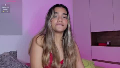 Snapshot of annebull_ chatting on 01.15.26 Anne online show from 01.15.26