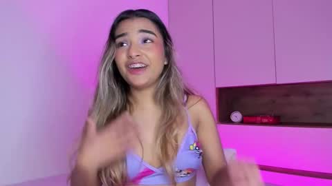 Snapshot of annebull_ chatting on 02.11.26 Anne online show from 02.11.26