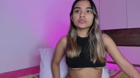 Snapshot of annebull_ chatting on 03.02.26 Anne online show from 03.02.26