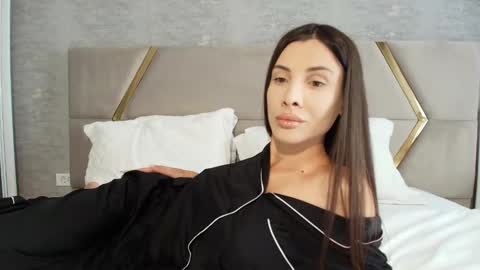 Snapshot of annehotxxx chatting on 03.18.26 AnneHotxxx online show from 03.18.26