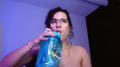 ANGEL  independent model  online show from 01.18.25