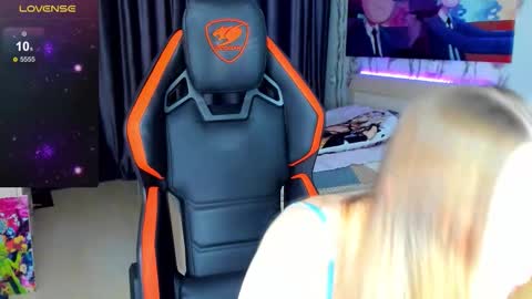 Annie online show from 02.24.26