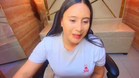 annie__r online show from 10.03.25