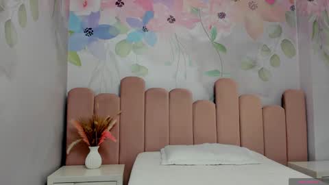 annie_cute18 online show from 01.17.25