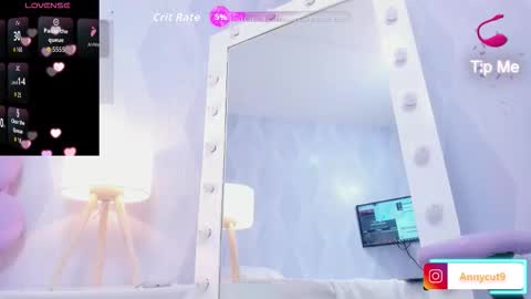 annie_cute18 online show from 12.16.25