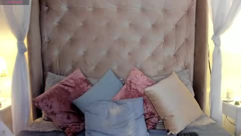 Aniie online show from 04.20.26