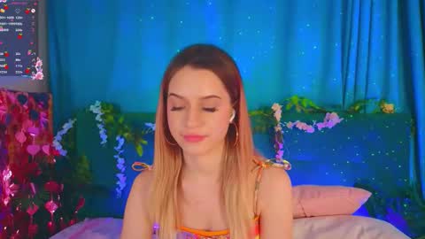 Snapshot of annie_swanson chatting on 02.15.26 annie online show from 02.15.26