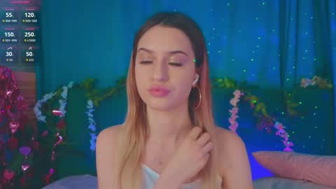 Snapshot of annie_swanson chatting on 03.01.26 annie online show from 03.01.26