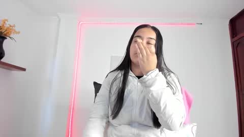 Annie online show from 01.19.26