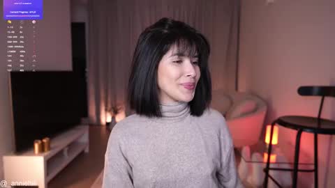 Snapshot of anniehillofficial_ chatting on 02.19.25 anniehillofficial_ online show from 02.19.25