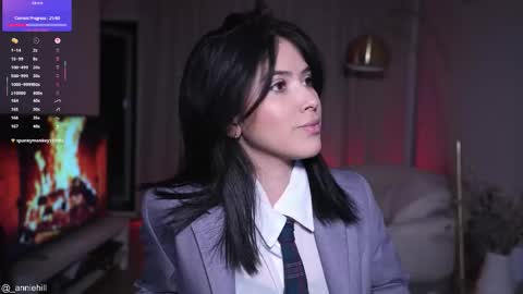 Snapshot of anniehillofficial_ chatting on 10.11.25 anniehillofficial_ online show from 10.11.25