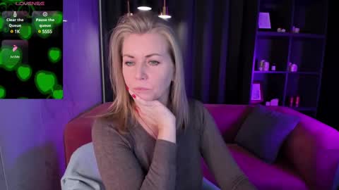 Annie online show from 02.25.25