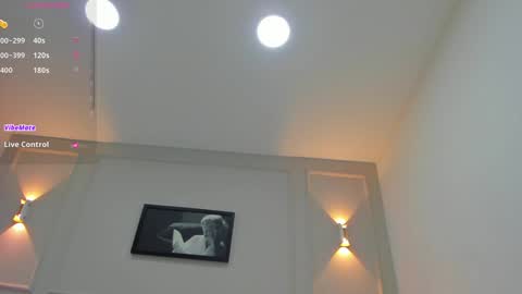 Annie online show from 12.17.24