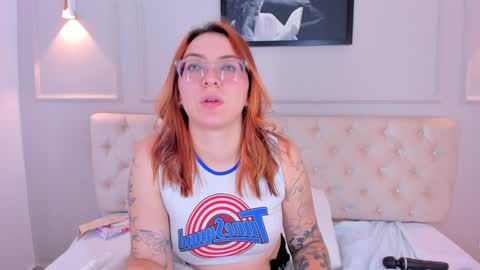 Annie online show from 12.31.24