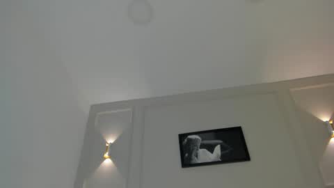 Annie online show from 01.25.25