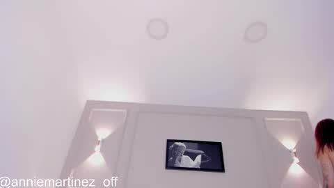 Annie online show from 03.06.25