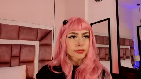 Annie online show from 04.11.26