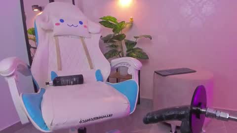 VIVIANNA online show from 03.02.26