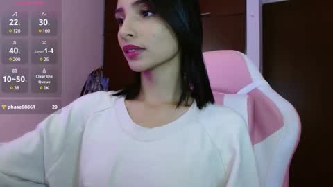 AnnaS online show from 01.04.25