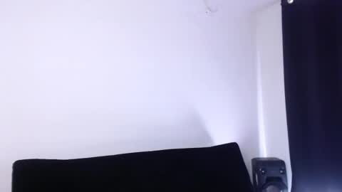 Anni Wine online show from 11.03.25