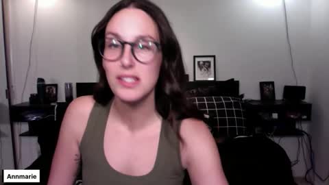 Snapshot of annmarieferrara chatting on 11.21.25 Ann online show from 11.21.25