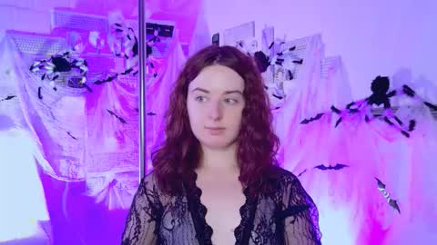 Snapshot of annterry chatting on 10.22.25 Ann Terry 3 online show from 10.22.25