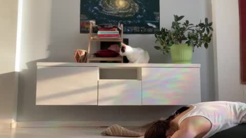 Snapshot of anntics_ chatting on 09.18.25 N antics online show from 09.18.25