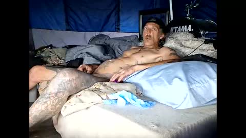 Snapshot of annunakispawn chatting on 11.01.25 Annunaki Spawn online show from 11.01.25