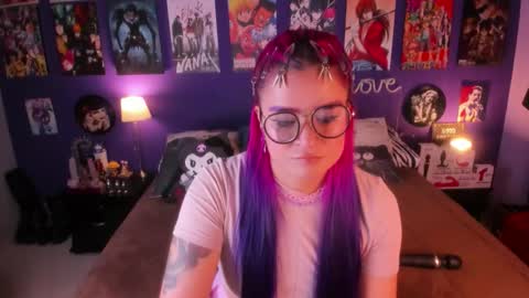 Snapshot of anny_cross chatting on 11.20.25 Paty online show from 11.20.25