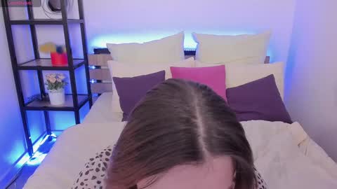 Anna online show from 12.10.24