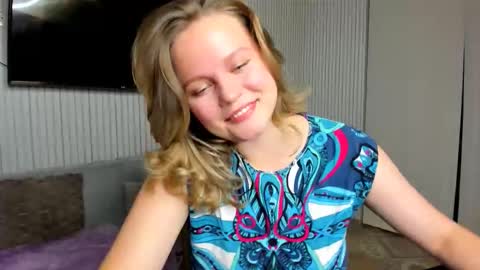 anny_love_you online show from 10.18.25