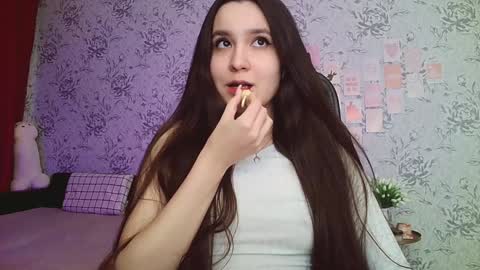 Annie online show from 12.18.24