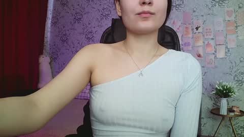 Annie online show from 12.18.24