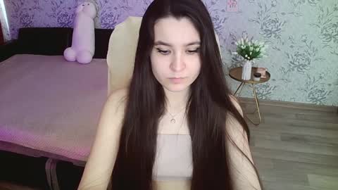 Annie online show from 02.07.25