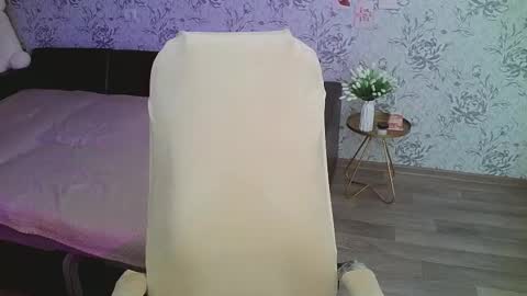 Annie online show from 02.27.25